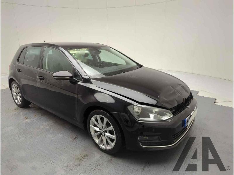 2014 VOLKSWAGEN GOLF GT TDI BLUEMOTION TECHNOLOGY 1968cc TURBO DIESEL MANUAL 6 Speed 5 DOOR HATCHBACK