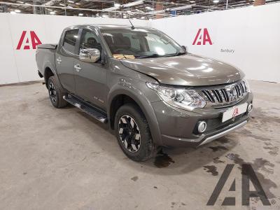 Image of 2015 MITSUBISHI L200 DI-D 4X4 BARBARIAN DCB 2442cc TURBO DIESEL MANUAL 6 Speed PICK UP