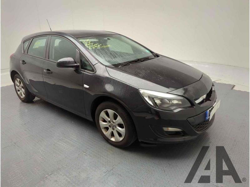 2014 VAUXHALL ASTRA DESIGN 1598cc PETROL MANUAL 5 Speed 5 DOOR HATCHBACK