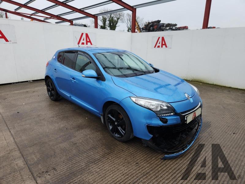 2013 RENAULT MEGANE DYNAMIQUE TOMTOM DCI 1461cc TURBO DIESEL MANUAL 6 Speed 5 DOOR HATCHBACK