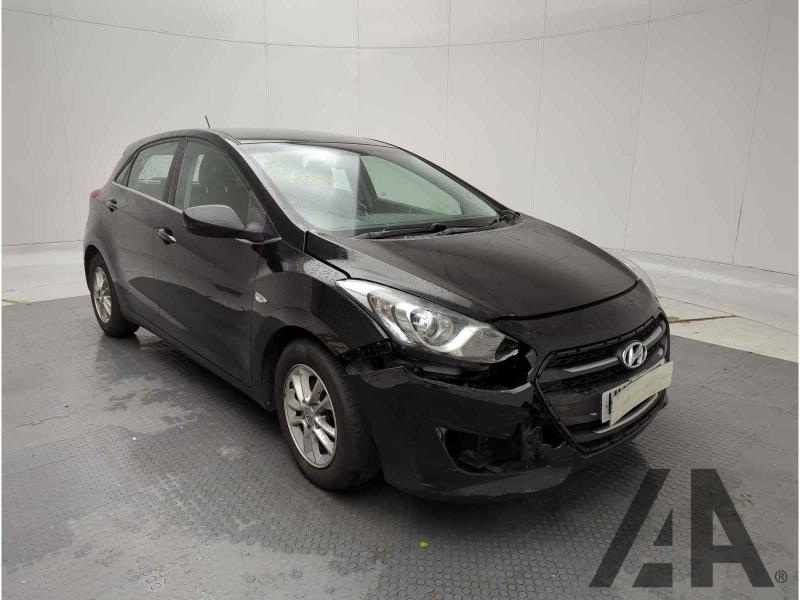 2016 HYUNDAI I30 CRDI SE BLUE DRIVE 1582cc TURBO DIESEL MANUAL 6 Speed 5 DOOR HATCHBACK