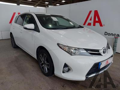 Image of 2015 TOYOTA AURIS D-4D ICON PLUS 1364cc TURBO DIESEL MANUAL 5 DOOR HATCHBACK