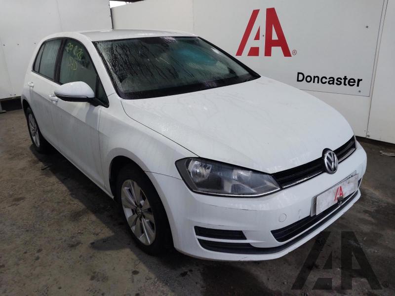 2014 VOLKSWAGEN GOLF SE TDI BLUEMOTION TECHNOLOGY 1598cc TURBO DIESEL MANUAL 5 Speed 5 DOOR HATCHBACK