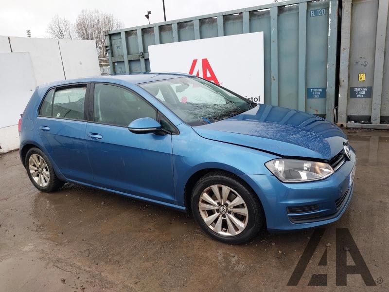 2013 VOLKSWAGEN GOLF SE TDI BLUEMOTION TECHNOLOGY 1598cc TURBO DIESEL MANUAL 5 Speed 5 DOOR HATCHBACK