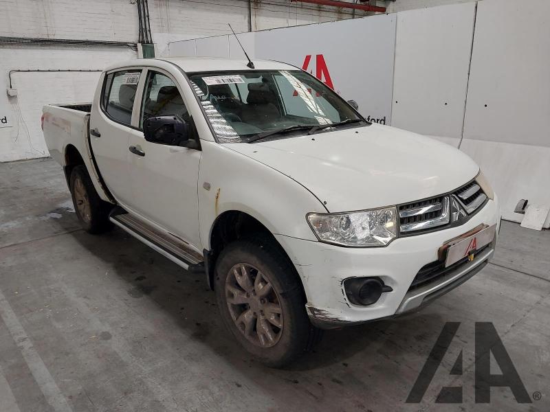 2015 MITSUBISHI L200 DI-D 4X4 4LIFE LB DCB 2477cc TURBO DIESEL MANUAL 5 Speed PICK UP