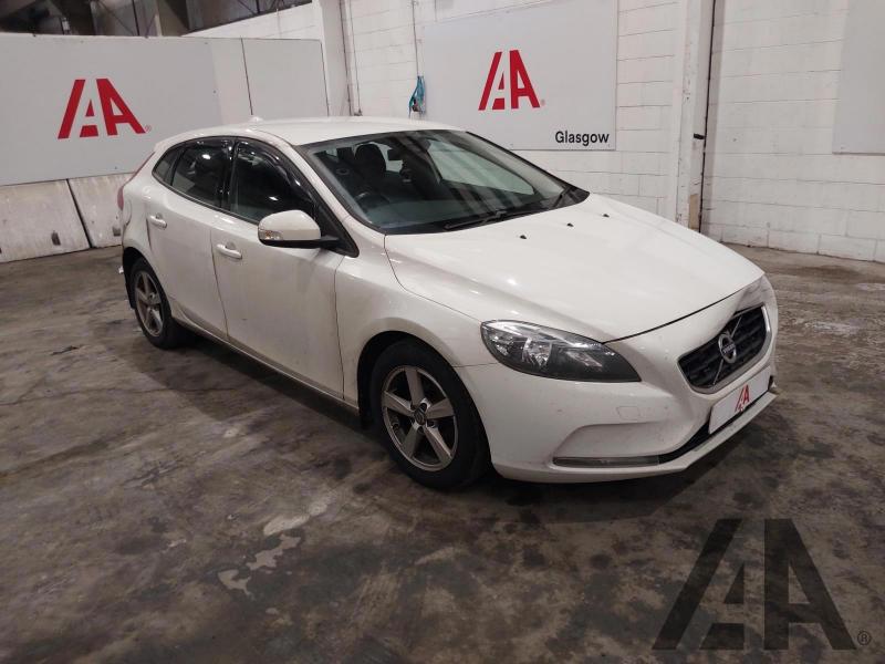 2016 VOLVO V40 D2 ES 1969cc TURBO DIESEL MANUAL 6 Speed 5 DOOR HATCHBACK