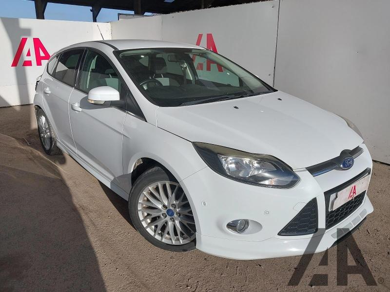 2014 FORD FOCUS ZETEC S TDCI 1560cc TURBO DIESEL MANUAL 6 Speed 5 DOOR HATCHBACK