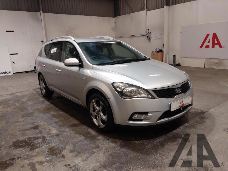 2013 KIA CEED CRDI 3 SW 1582cc TURBO DIESEL MANUAL 6 Speed 5 DOOR ESTATE