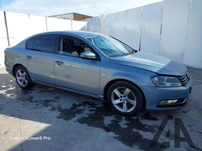 Image of 2013 VOLKSWAGEN PASSAT S TDI BLUEMOTION TECHNOLOGY 1968cc TURBO DIESEL MANUAL 6 Speed 4 DOOR SALOON