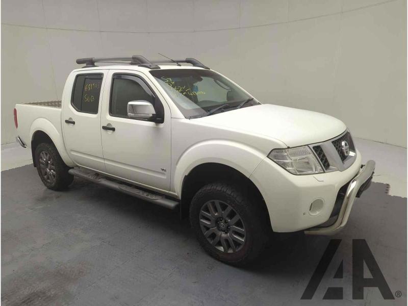 2013 NISSAN NAVARA OUTLAW DCI 4X4 SHR DCB 2991cc TURBO DIESEL AUTOMATIC 4 DOOR PICK UP