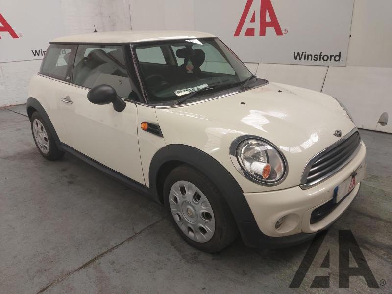 2012 MINI HATCH FIRST 1598cc PETROL MANUAL 6 Speed 3 DOOR HATCHBACK