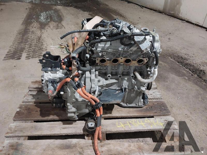 2017 TOYOTA YARIS VVT-I ACTIVE 1497cc PETROL/ELECTRIC ENGINE