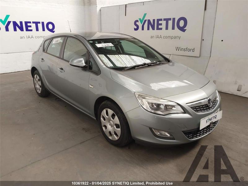 2012 VAUXHALL ASTRA EXCLUSIV 1398cc PETROL MANUAL 5 Speed 5 DOOR HATCHBACK