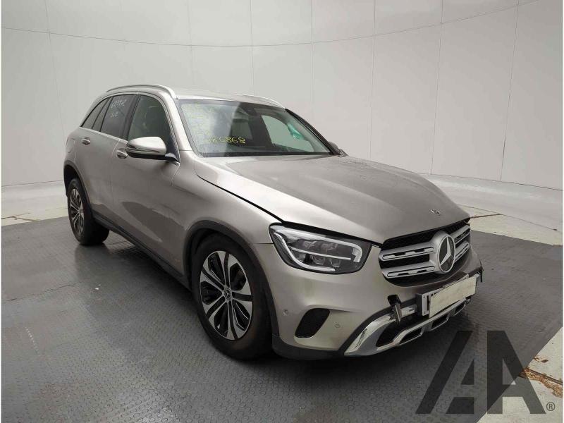 2020 MERCEDES GLC-CLASS GLC 300 4MATIC SPORT 1991cc TURBO PETROL AUTOMATIC 5 DOOR ESTATE