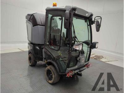 Image of 2025 KARCHER MC 50 SWEEPER 1116cc DIESEL OPEN