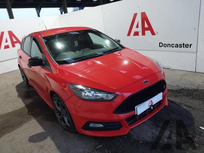 Image of 2015 FORD FOCUS ST-1 TDCI 1997cc TURBO DIESEL MANUAL 6 Speed 5 DOOR HATCHBACK