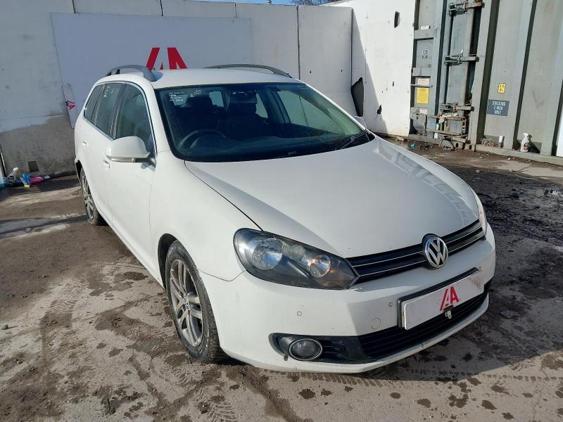 2012 VOLKSWAGEN GOLF SE TDI BLUEMOTION 1598cc TURBO DIESEL MANUAL 5 Speed 5 DOOR ESTATE