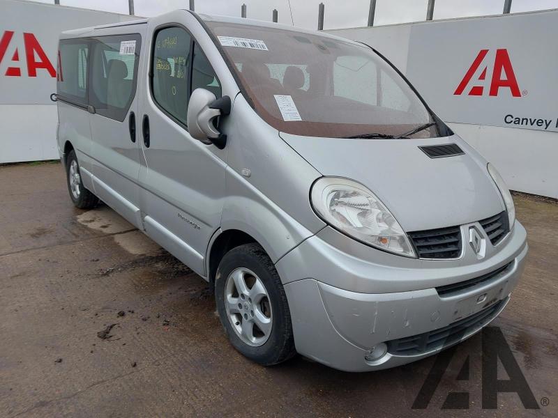 2013 RENAULT TRAFIC LL29 SPORT DCI 1996cc TURBO DIESEL MANUAL 6 Speed 5 DOOR MPV