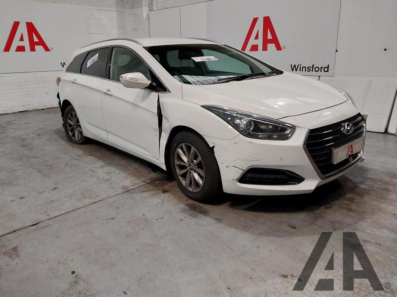 2015 HYUNDAI I40 CRDI SE NAV BLUE DRIVE 1685cc TURBO DIESEL MANUAL 6 Speed 5 DOOR ESTATE