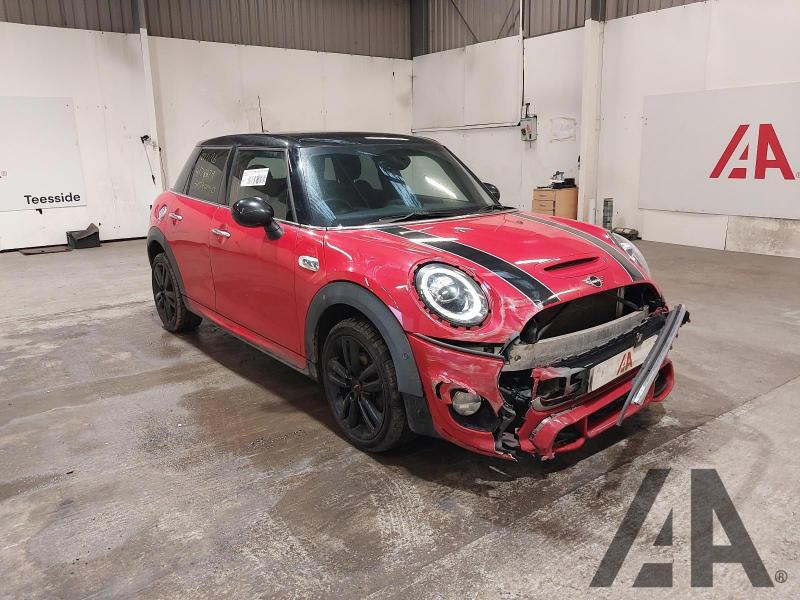 2018 MINI HATCH COOPER S SPORT 1998cc TURBO PETROL SEMI AUTO 5 DOOR HATCHBACK