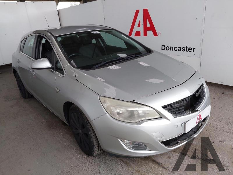 2012 VAUXHALL ASTRA SE 1364cc TURBO PETROL MANUAL 6 Speed 5 DOOR HATCHBACK