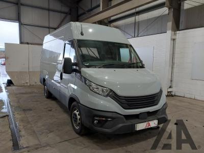 Image of 2025 IVECO DAILY 35S14V 2287cc TURBO DIESEL MANUAL PANEL VAN