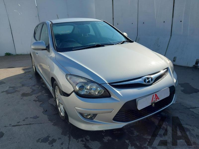 2011 HYUNDAI I30 COMFORT 1396cc PETROL MANUAL 5 Speed 5 DOOR HATCHBACK