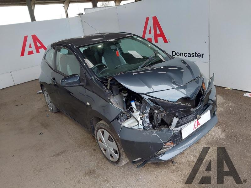 2015 TOYOTA AYGO VVT-I X-PLAY 998cc PETROL MANUAL 3 DOOR HATCHBACK