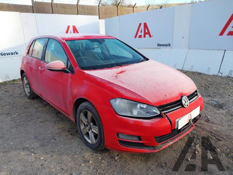 2015 VOLKSWAGEN GOLF MATCH TDI BLUEMOTION TECHNOLOG 1598cc TURBO DIESEL MANUAL 5 Speed 5 DOOR HATCHBACK