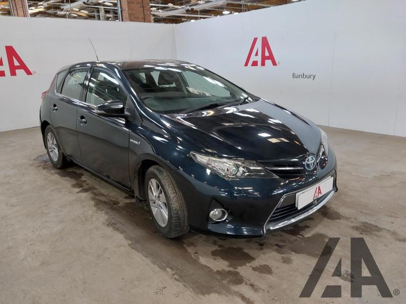 2013 TOYOTA AURIS ICON VVT-I 1798cc PETROL/ELECTRIC CVT 5 DOOR HATCHBACK