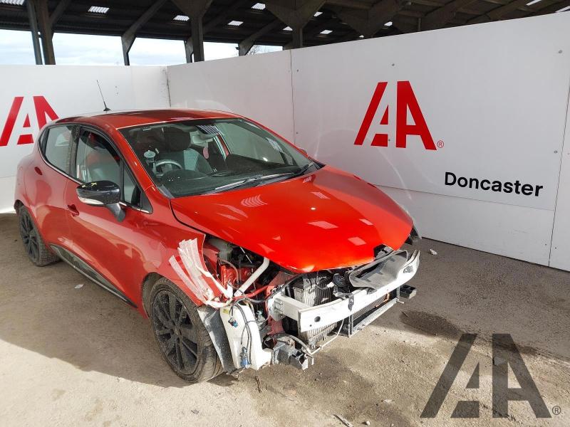 2015 RENAULT CLIO DYNAMIQUE S MEDIANAV DCI 1461cc TURBO DIESEL AUTOMATIC 6 Speed 5 DOOR HATCHBACK