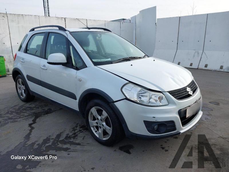 2013 SUZUKI SX4 SZ4 1586cc PETROL AUTOMATIC 4 Speed 5 DOOR HATCHBACK