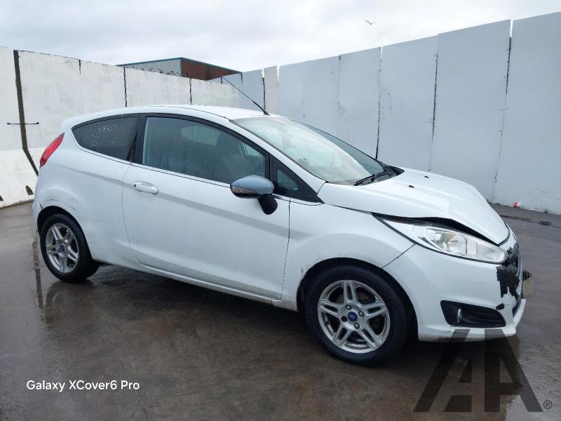 2014 FORD FIESTA ZETEC 1242cc PETROL MANUAL 5 Speed 3 DOOR HATCHBACK