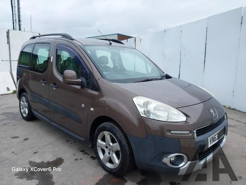 2013 PEUGEOT PARTNER HDI TEPEE OUTDOOR 1560cc TURBO DIESEL MANUAL 5 Speed 5 DOOR MPV