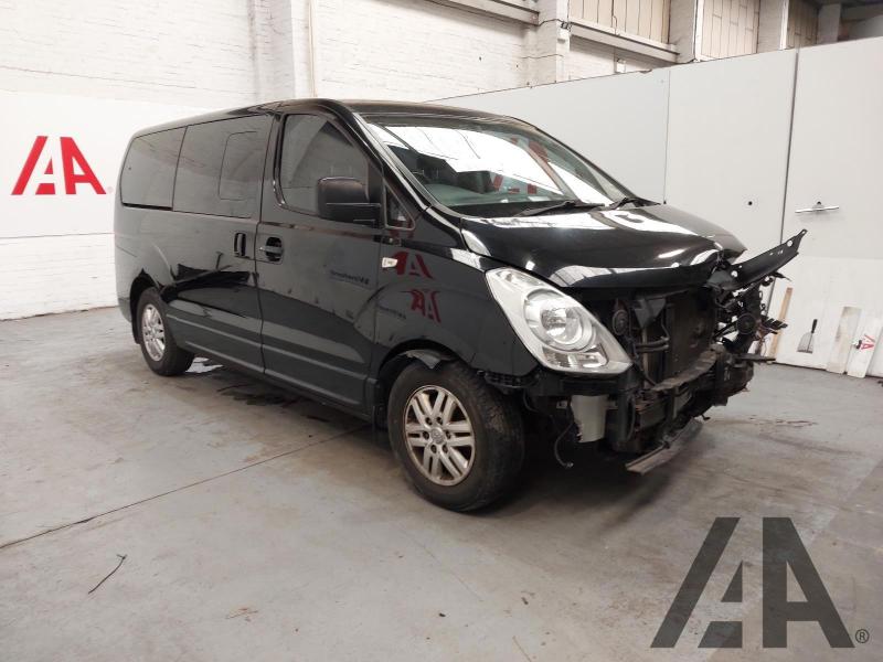 2016 HYUNDAI I800 CRDI SE 2497cc TURBO DIESEL AUTOMATIC 5 Speed 5 DOOR MPV