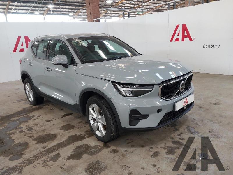 2024 VOLVO XC40 B3 CORE 1969cc TURBO PETROL SEMI AUTO 5 DOOR ESTATE