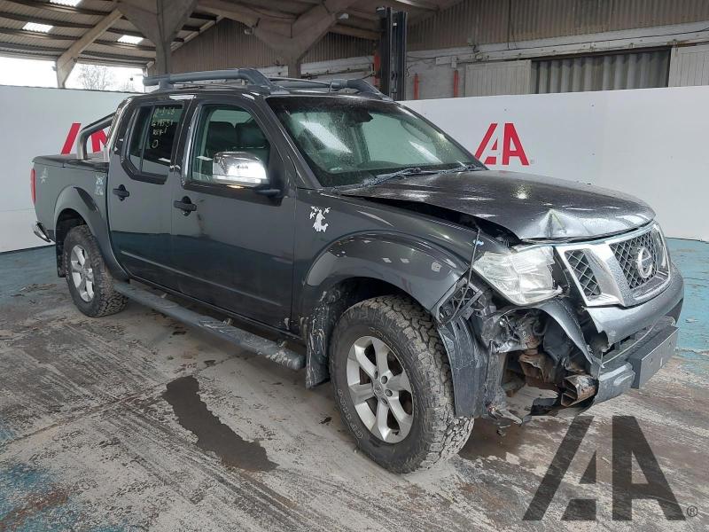 2015 NISSAN NAVARA DCI TEKNA 4X4 SHR DCB 2488cc TURBO DIESEL AUTOMATIC 5 Speed PICK UP