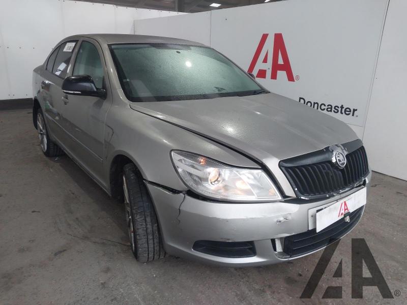 2011 SKODA OCTAVIA SE TDI CR 1598cc TURBO DIESEL MANUAL 5 Speed 5 DOOR HATCHBACK