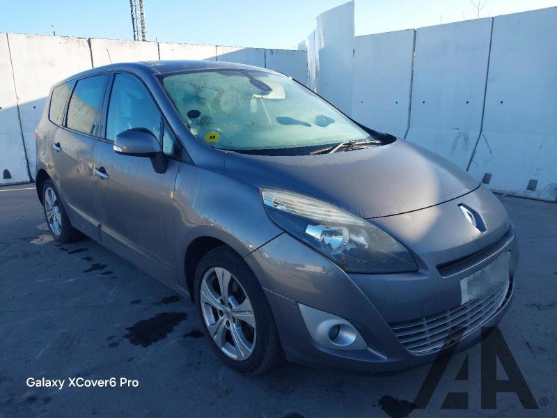 2011 RENAULT SCENIC DYNAMIQUE TOMTOM DCI 1461cc TURBO DIESEL MANUAL 6 Speed 5 DOOR MPV