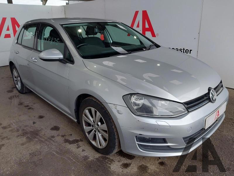 2013 VOLKSWAGEN GOLF SE TDI BLUEMOTION TECHNOLOGY 1968cc TURBO DIESEL MANUAL 6 Speed 5 DOOR HATCHBACK