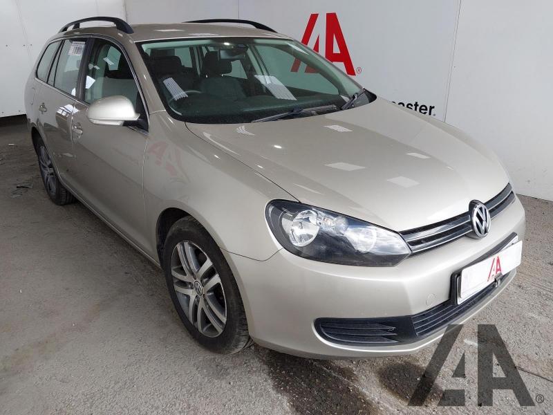 2013 VOLKSWAGEN GOLF SE TDI DSG 1598cc TURBO DIESEL SEMI AUTO 7 Speed 5 DOOR ESTATE