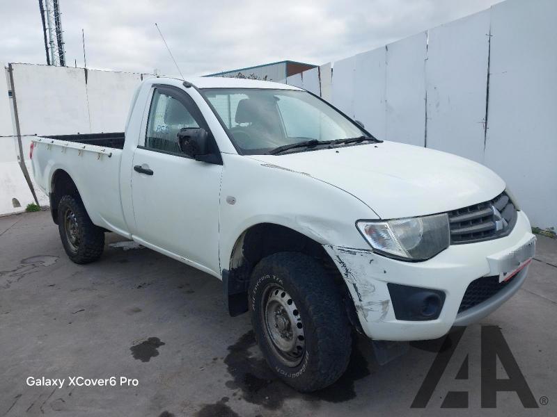 2012 MITSUBISHI L200 DI-D 4X4 4WORK S/C 2477cc TURBO DIESEL MANUAL 5 Speed PICK UP