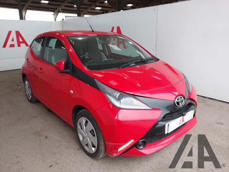 2017 TOYOTA AYGO VVT-I X-PLAY 998cc PETROL MANUAL 5 DOOR HATCHBACK
