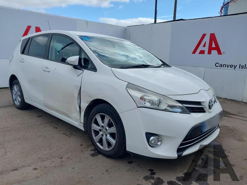 2016 TOYOTA VERSO D-4D ICON 1598cc TURBO DIESEL MANUAL 6 Speed 5 DOOR MPV