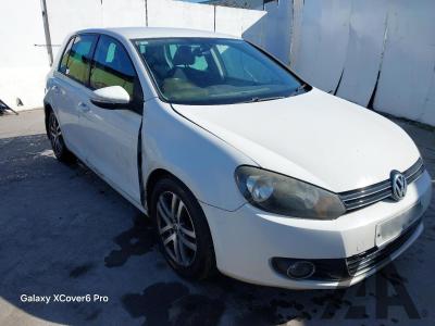 Image of 2010 VOLKSWAGEN GOLF GT TDI 1968cc TURBO DIESEL MANUAL 6 Speed 5 DOOR HATCHBACK