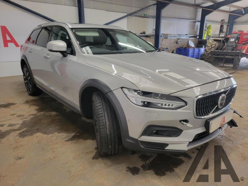 2022 VOLVO V90 B5 CROSS COUNTRY ULTIMATE AWD 1969cc TURBO PETROL AUTOMATIC 5 DOOR ESTATE