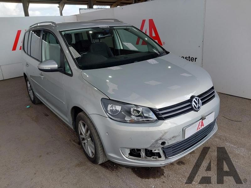 2015 VOLKSWAGEN TOURAN SE TDI BLUEMOTION TECHNOLOGY D 1598cc TURBO DIESEL SEMI AUTO 5 DOOR MPV