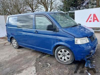 Image of 2004 VOLKSWAGEN TRANSPORTER T28 TDI SWB 2461cc TURBO DIESEL MANUAL 5 Speed PANEL VAN