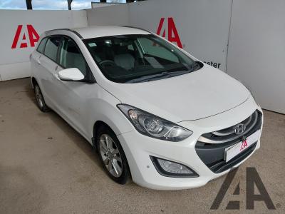 Image of 2012 HYUNDAI I30 CRDI STYLE BLUE DRIVE 1582cc TURBO DIESEL MANUAL 6 Speed 5 DOOR ESTATE