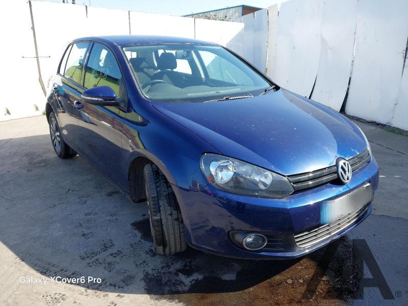 2013 VOLKSWAGEN GOLF S TDI 1598cc TURBO DIESEL MANUAL 5 Speed 3 DOOR HATCHBACK